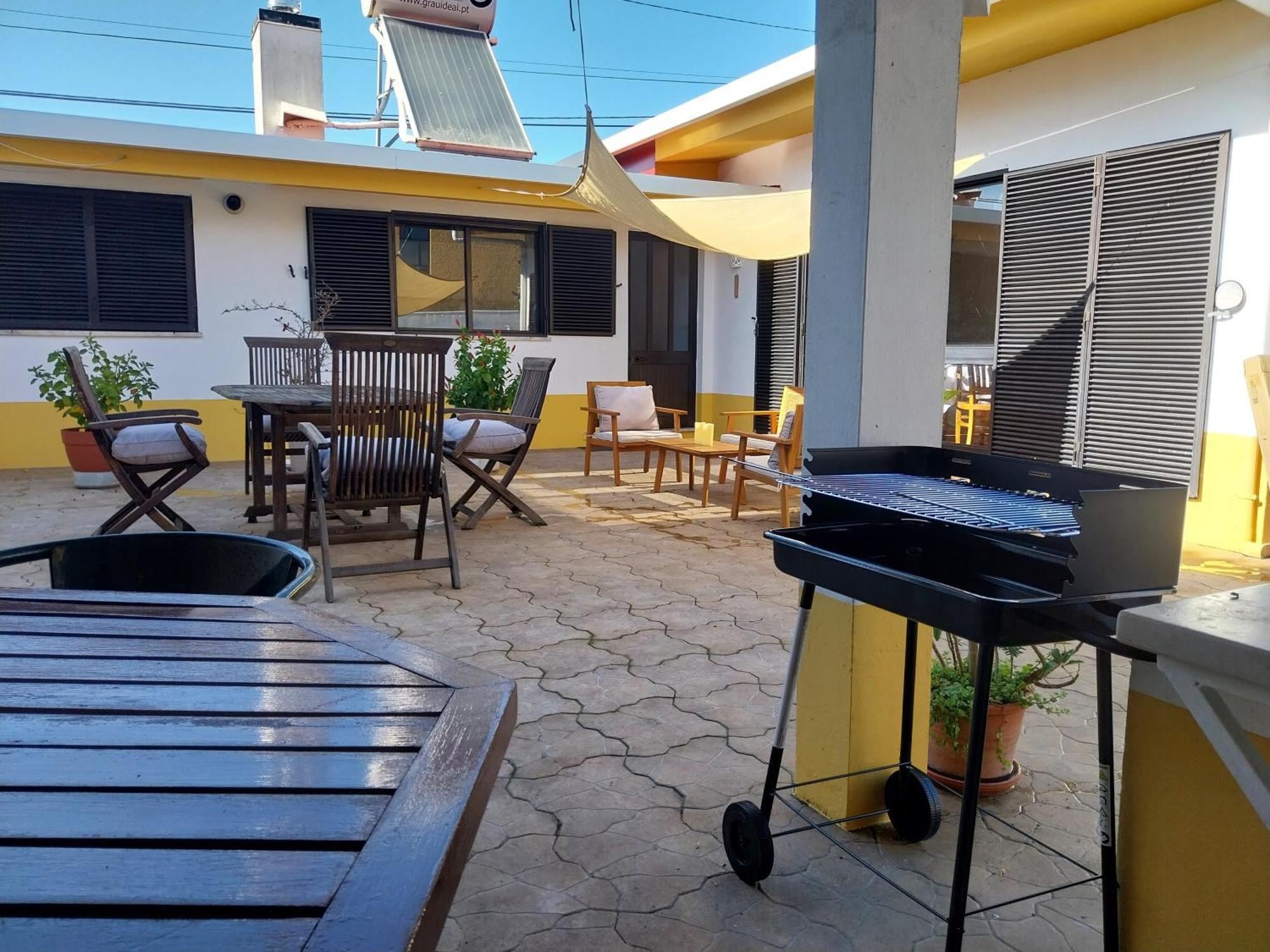 Casa Dos Pingos De Mel Bed & Breakfast Aveiro Exterior photo